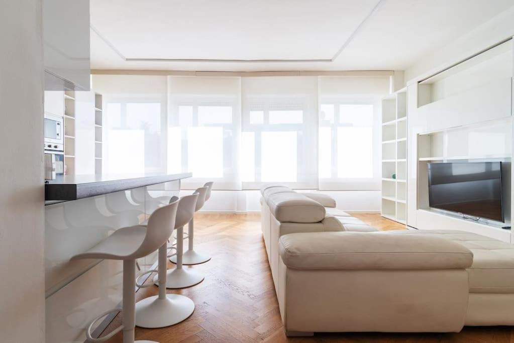 Bilocale Vista Sul Duomo Di Milano Apartment ภายนอก รูปภาพ