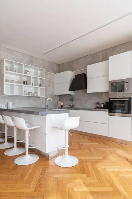 Bilocale Vista Sul Duomo Di Milano Apartment ภายนอก รูปภาพ
